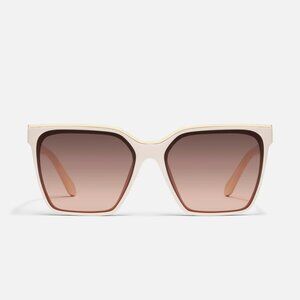 NWT - QUAY "LEVEL UP" Sunglasses